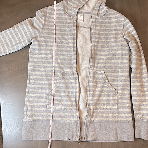 Tea Collection Longer Length Hoodie - Picture 4 of 9